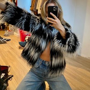 VINCE CAMUTO FAUX FUR JACKET